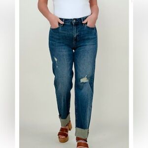 Distressed Judy blue jeans